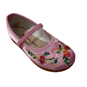 Golden Step Girl's Embroidered Shoes (Pink)